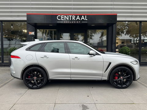 Jaguar F-Pace SVR 5.0 V8 AWD 550PK|Pano|Carbon|Meridian|Head-Up|Memory|ACC|360Camera|Carplay|Keyless|Leder