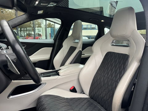 Jaguar F-Pace SVR 5.0 V8 AWD 550PK|Pano|Carbon|Meridian|Head-Up|Memory|ACC|360Camera|Carplay|Keyless|Leder