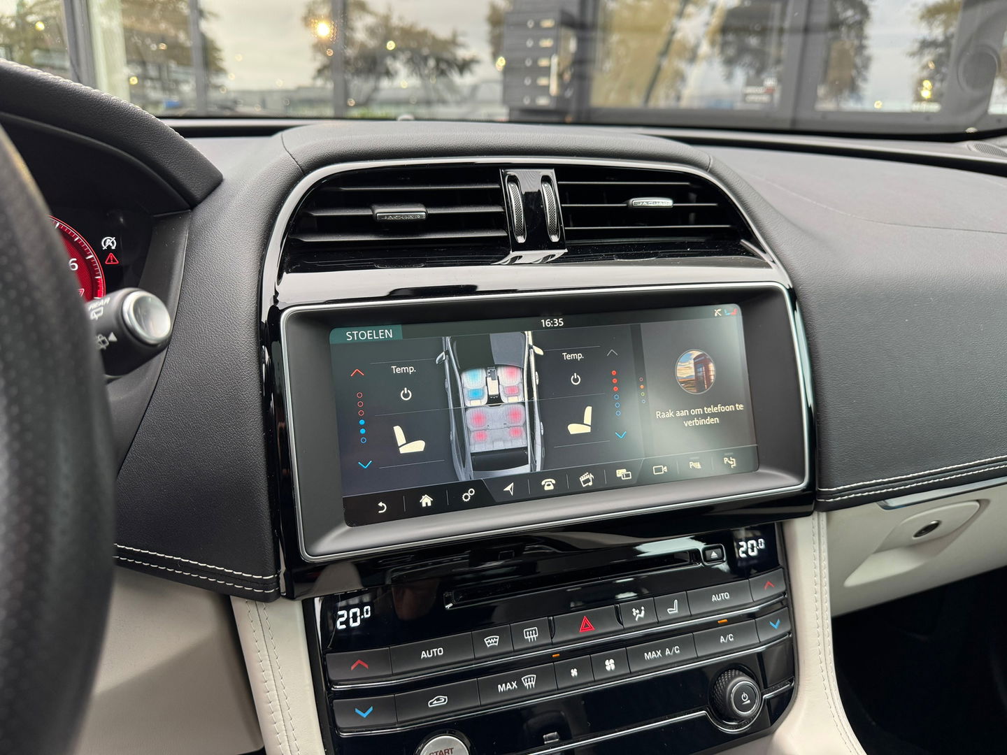 Jaguar F-Pace SVR 5.0 V8 AWD 550PK|Pano|Carbon|Meridian|Head-Up|Memory|ACC|360Camera|Carplay|Keyless|Leder
