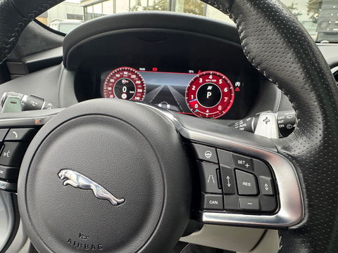 Jaguar F-Pace SVR 5.0 V8 AWD 550PK|Pano|Carbon|Meridian|Head-Up|Memory|ACC|360Camera|Carplay|Keyless|Leder