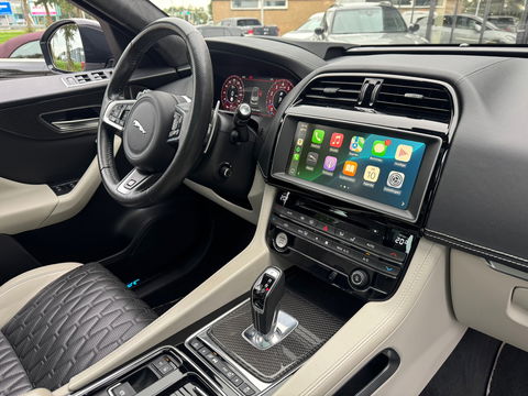 Jaguar F-Pace SVR 5.0 V8 AWD 550PK|Pano|Carbon|Meridian|Head-Up|Memory|ACC|360Camera|Carplay|Keyless|Leder