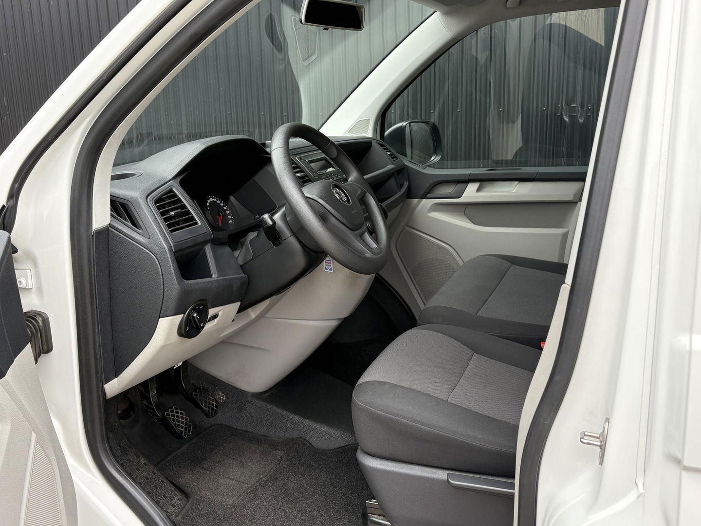 Volkswagen Transporter 2.0 TDI L2H1 Economy