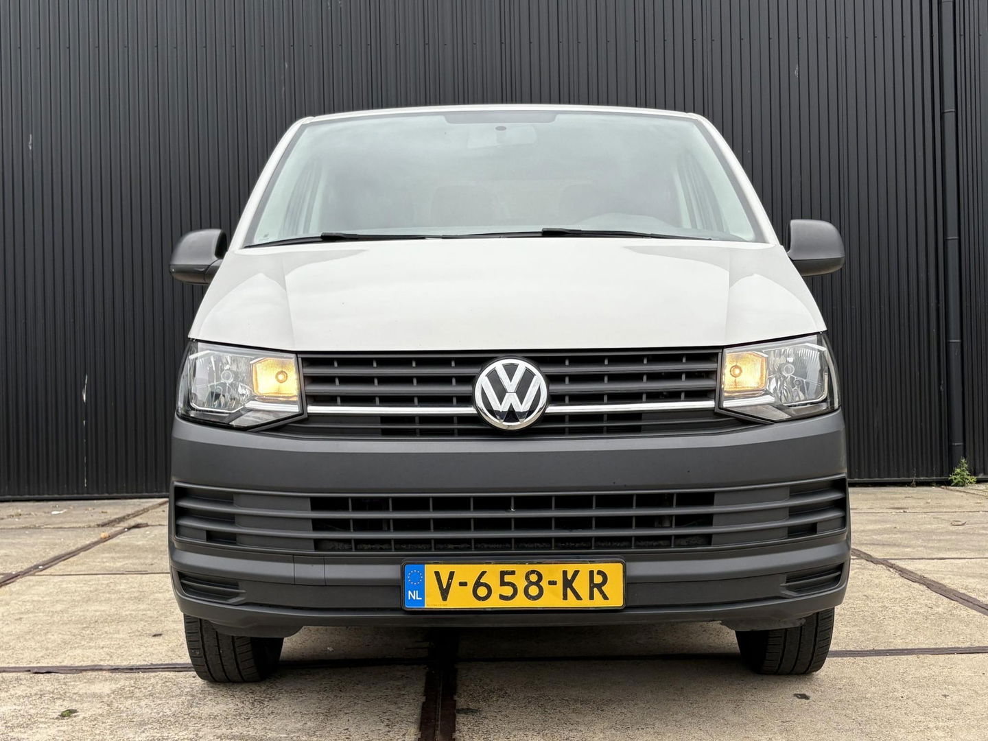 Volkswagen Transporter 2.0 TDI L2H1 Economy