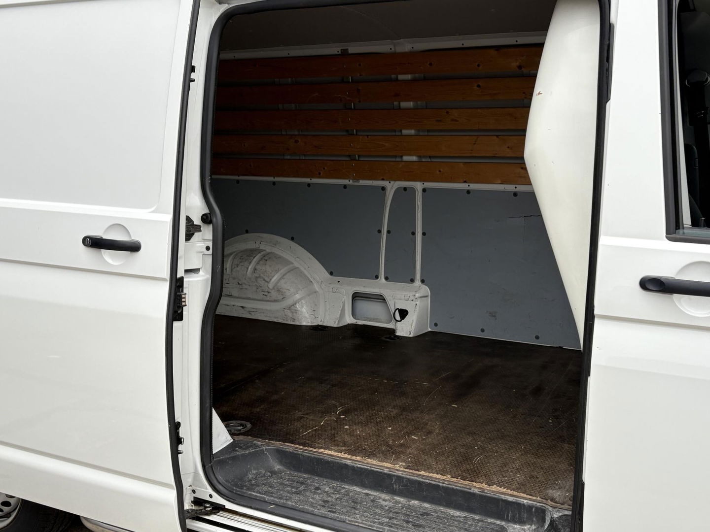 Volkswagen Transporter 2.0 TDI L2H1 Economy