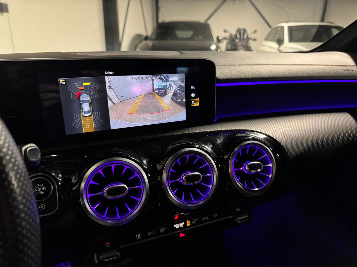 Mercedes-Benz CLA-Klasse 200 Advantage AMG PANO BLINDSPOT