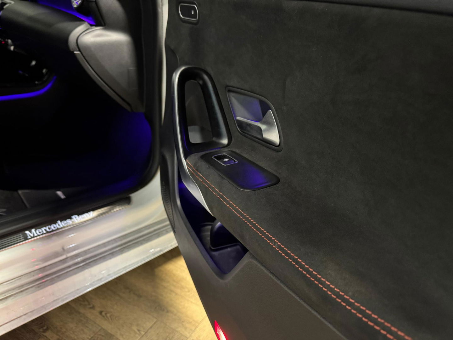 Mercedes-Benz CLA-Klasse 200 Advantage AMG PANO BLINDSPOT