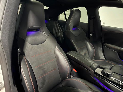 Mercedes-Benz CLA-Klasse 200 Advantage AMG PANO BLINDSPOT