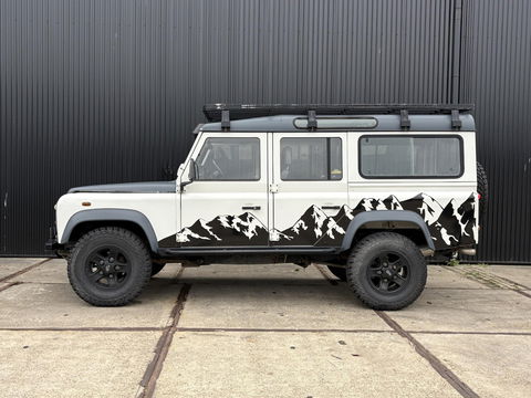 Land Rover Defender 2.5 TD5 110 SAFARI | OMKEUREN 2PERS GRIJS KENTEKEN MOGELIJK | LIER | LUXE STOEL | SNORKEL | DAKTENT FEMKES | RVS UITLAAT | Youngtimer