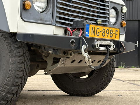Land Rover Defender 2.5 TD5 110 SAFARI | OMKEUREN 2PERS GRIJS KENTEKEN MOGELIJK | LIER | LUXE STOEL | SNORKEL | DAKTENT FEMKES | RVS UITLAAT | Youngtimer
