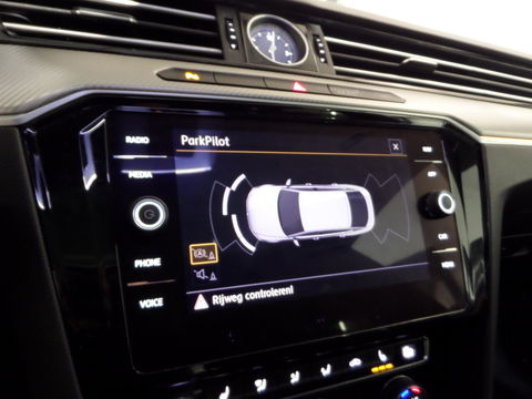 Volkswagen Arteon 1.5 TSI DSG Business R "Origineel NL!" 2X R-Line Pano Virtual Apple-Carplay/Android-Auto Leder/Alcantara Keyless