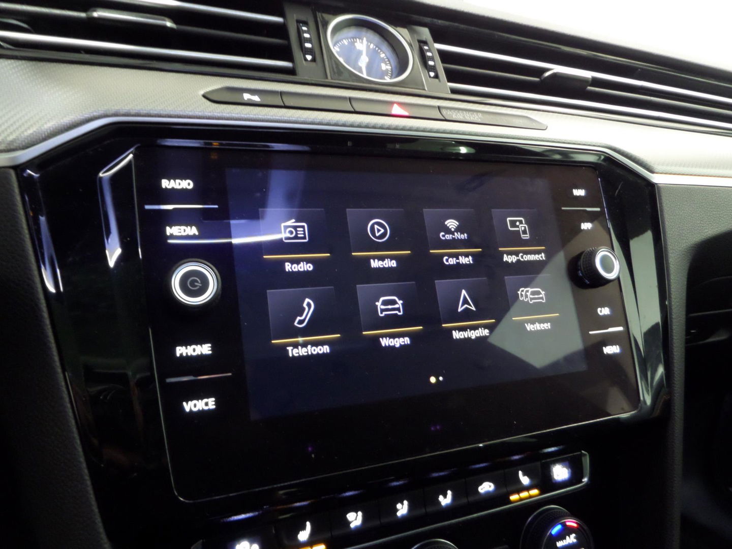 Volkswagen Arteon 1.5 TSI DSG Business R "Origineel NL!" 2X R-Line Pano Virtual Apple-Carplay/Android-Auto Leder/Alcantara Keyless