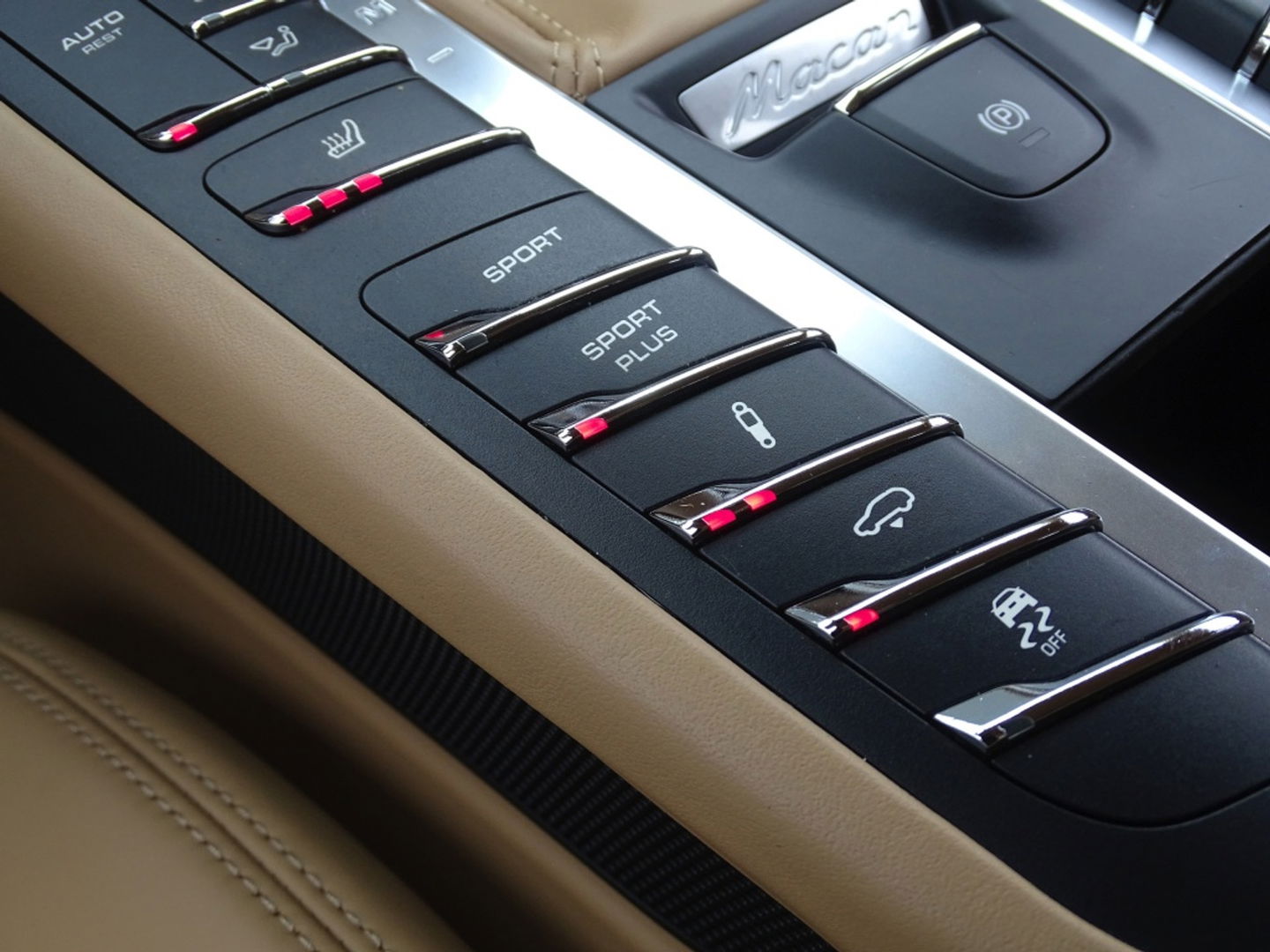 Porsche Macan 3.6 Turbo 400PK / PDLS+ / Exclusive / Sport Chrono *NAP*