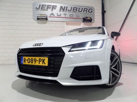 Audi TT Roadster 1.8 TFSI S-Line Open Days Stoelverwarming Virtual 19"RS-velgen Bang&Olufsen Apple-Carplay Xenon-LED Koplampen
