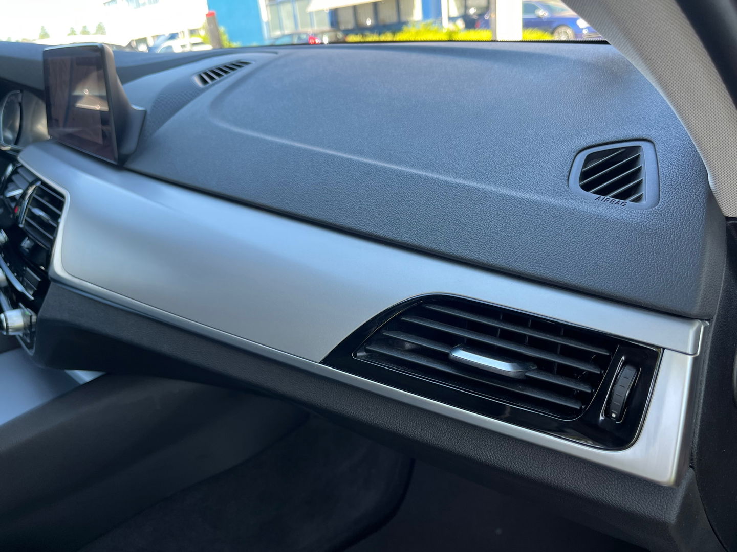 BMW 5 Serie Touring 520i High Executive LCI 184PK|Navi|Camera|Carplay|Stoelverwarming|Cruise Control