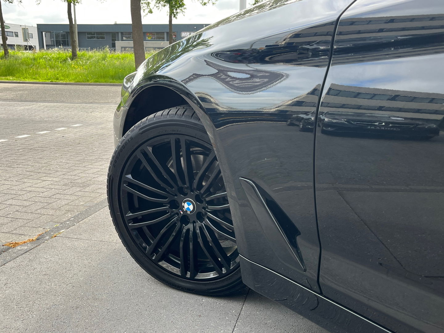 BMW 5 Serie Touring 520i High Executive LCI 184PK|Navi|Camera|Carplay|Stoelverwarming|Cruise Control