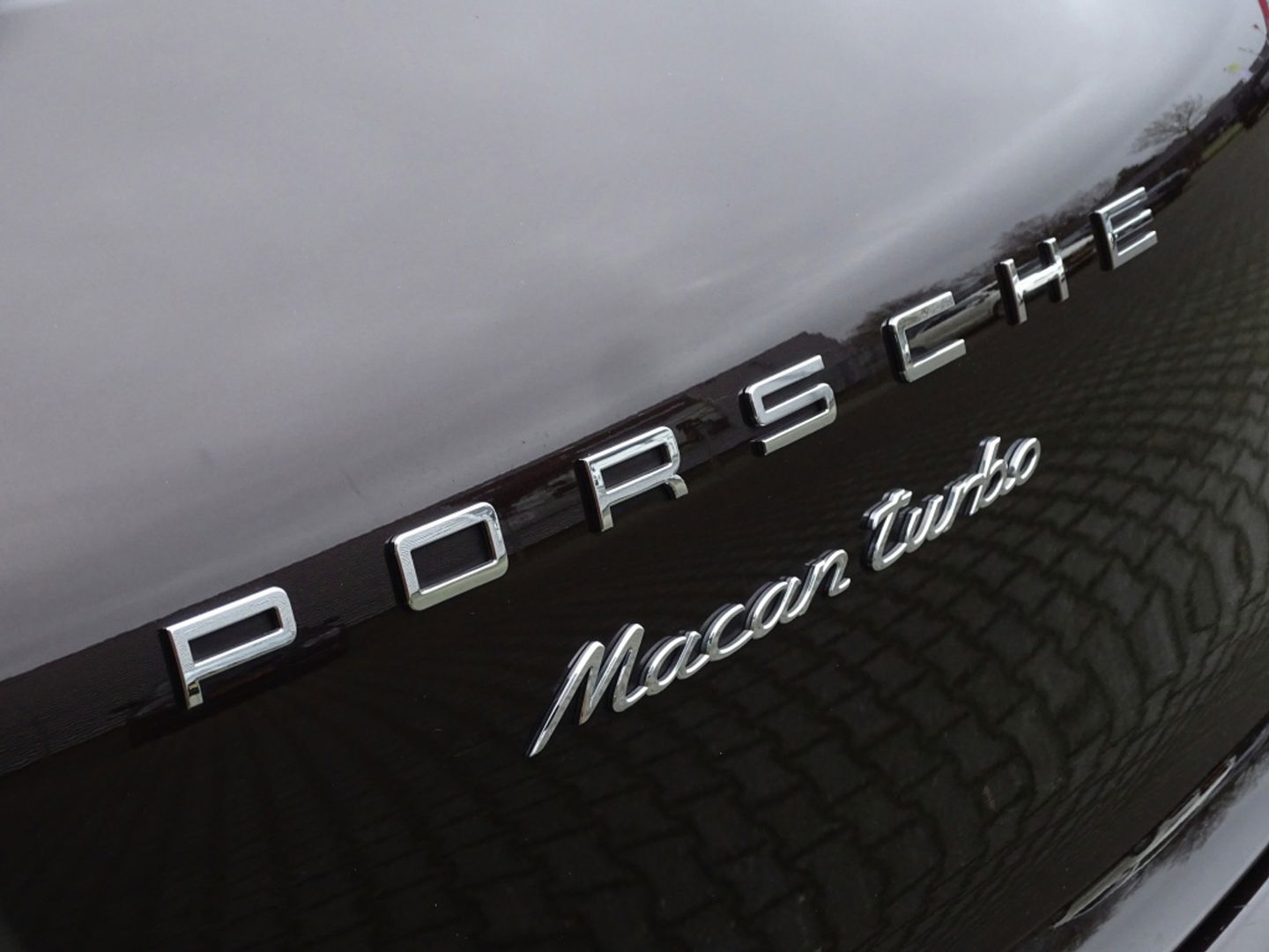 Porsche Macan 3.6 Turbo 400PK / PDLS+ / Exclusive / Sport Chrono *NAP*