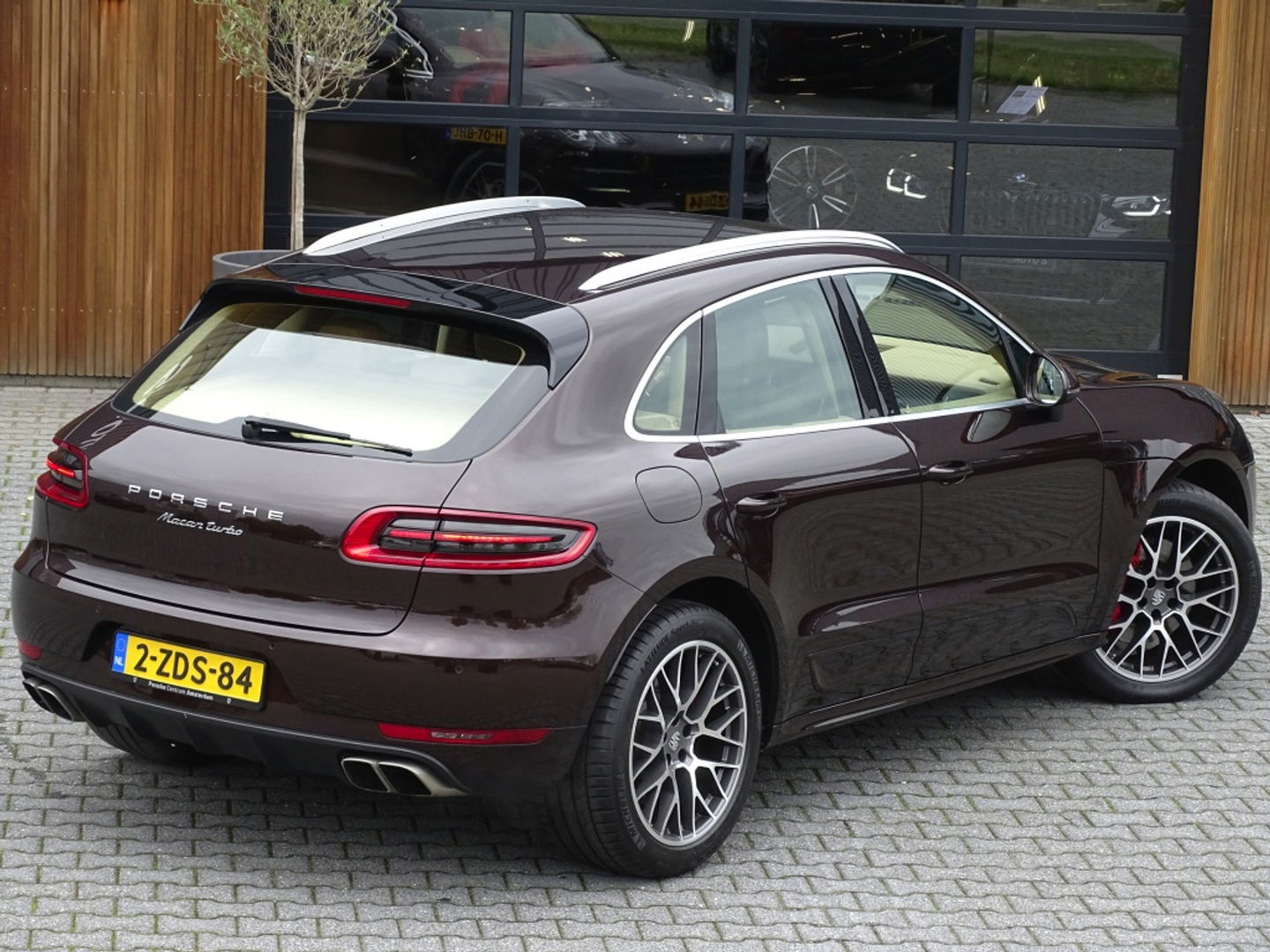 Porsche Macan 3.6 Turbo 400PK / PDLS+ / Exclusive / Sport Chrono *NAP*