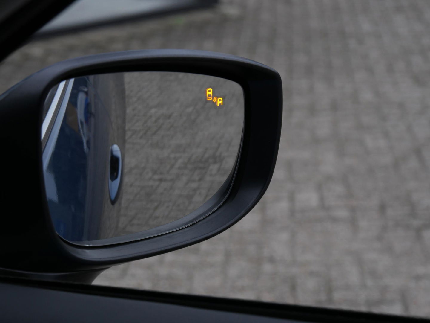 Mazda CX-5 2.0 LUXURY/ LEER/ 360°CAMERA/ ELEKT. KLEP/ HEAD-UP/ AFN. TREKHAAK/ ADAPTIVE CRUISE