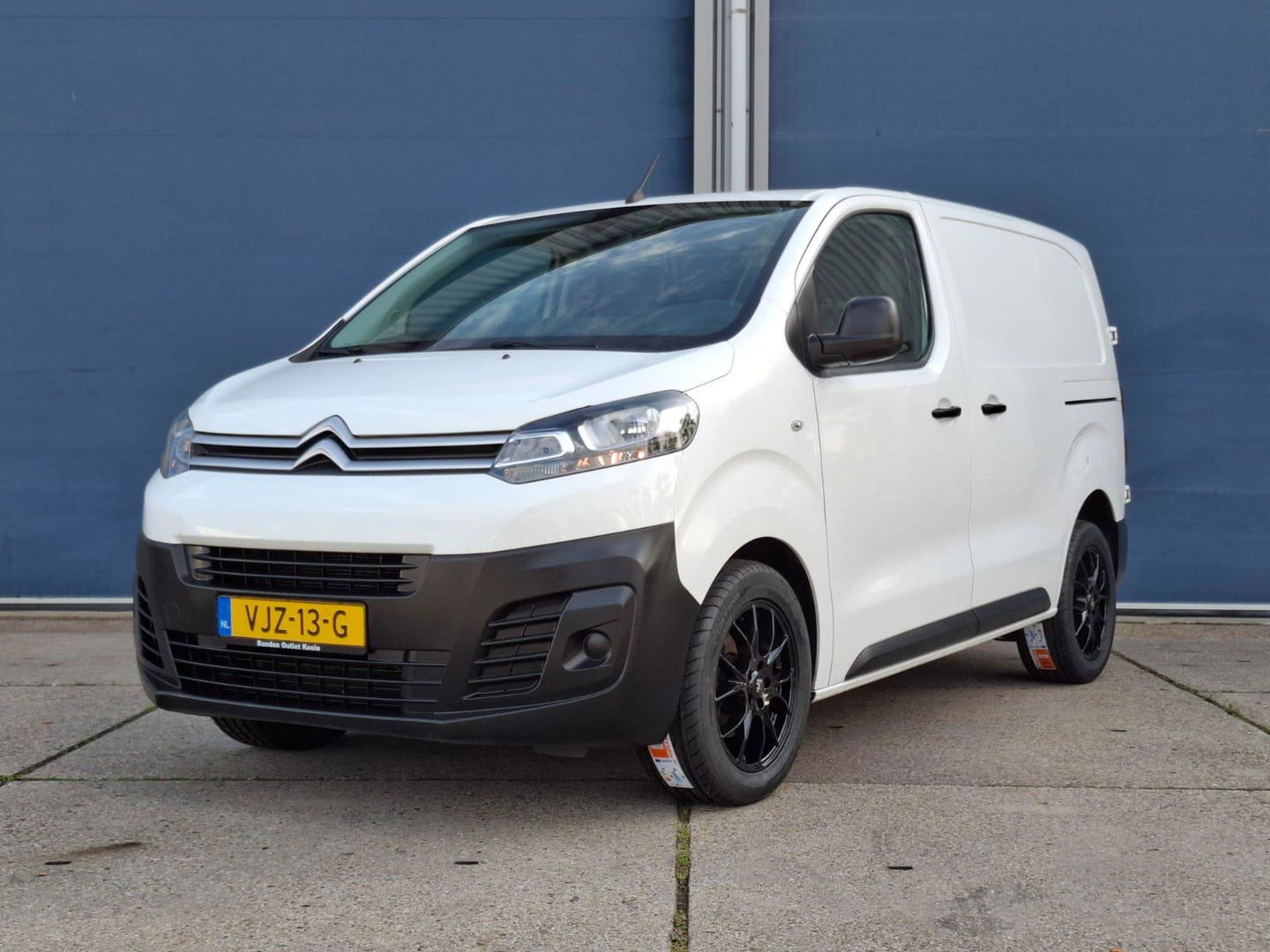 Citroën Jumpy 1.5 BlueHDI 100 XS Club AIRCO / CARPLAY / NAVI / CRUISE CONTROLE / DUBBELE SCHUIFDEUR