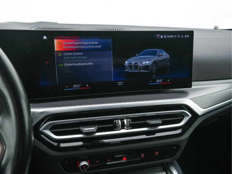 BMW i4 eDrive40 84 kWh M-Sportpack [ 3-Fase ] { SOH-95%} (INCL-BTW) *LEATHER-ALCANTARA | FULL-LED | ADAPTIVE-CRUISE | WIDE-SCREEN-DIGI-COCKPIT | DAB+ | CAMERA | AMBIENT-LIGHT | CARPLAY | SPORT-SEATS | PRIVACY-GLASS | TOWBAR | 18''ALU*