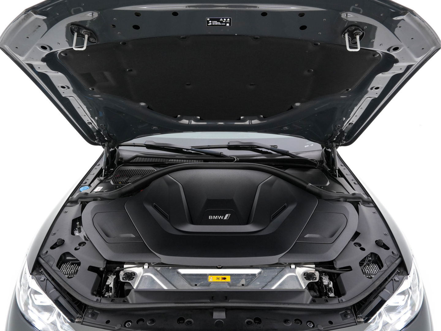 BMW i4 eDrive40 84 kWh M-Sportpack [ 3-Fase ] { SOH-95%} (INCL-BTW) *LEATHER-ALCANTARA | FULL-LED | ADAPTIVE-CRUISE | WIDE-SCREEN-DIGI-COCKPIT | DAB+ | CAMERA | AMBIENT-LIGHT | CARPLAY | SPORT-SEATS | PRIVACY-GLASS | TOWBAR | 18''ALU*