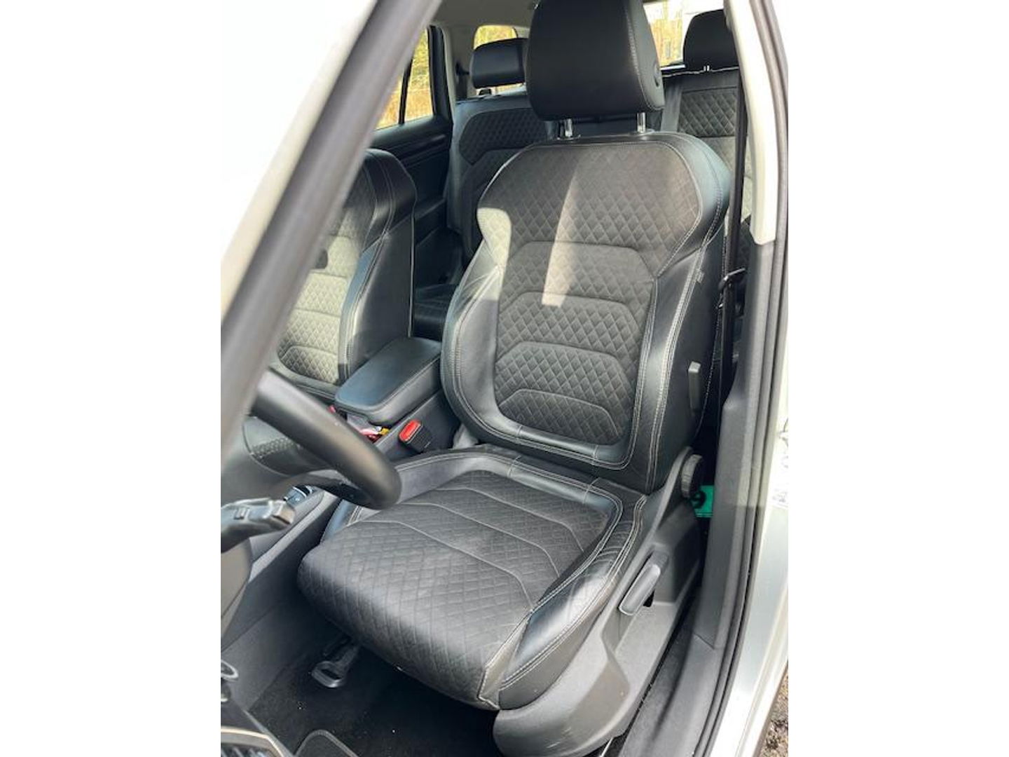 Škoda Kodiaq 1.5 TSI Business Edition - 7 Pers. | LEDER/STOF | CAMERA | STOELVERW. | 19" TRIGLAV VELGEN | CRUISE