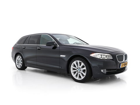 BMW 5 Serie Touring 528i High Executive Aut. *LUXURY-LEATHER | XENON | HIFI-SOUND | HEATED-COMFORTSEATS | NAVI-FULLMAP | SHIFT-PADDLES | PRIVACY-GLASS | ECC | PDC | CRUISE | 18''ALU  | TOWBAR*