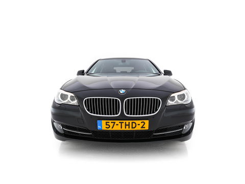 BMW 5 Serie Touring 528i High Executive Aut. *LUXURY-LEATHER | XENON | HIFI-SOUND | HEATED-COMFORTSEATS | NAVI-FULLMAP | SHIFT-PADDLES | PRIVACY-GLASS | ECC | PDC | CRUISE | 18''ALU  | TOWBAR*