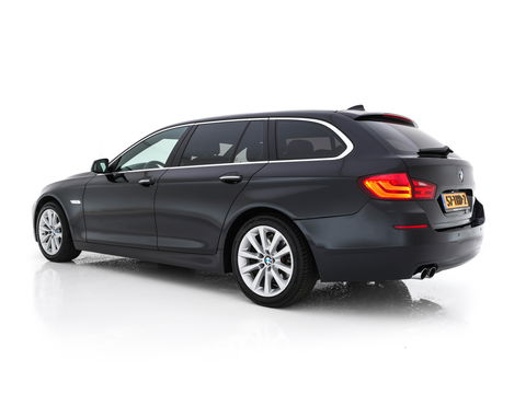 BMW 5 Serie Touring 528i High Executive Aut. *LUXURY-LEATHER | XENON | HIFI-SOUND | HEATED-COMFORTSEATS | NAVI-FULLMAP | SHIFT-PADDLES | PRIVACY-GLASS | ECC | PDC | CRUISE | 18''ALU  | TOWBAR*
