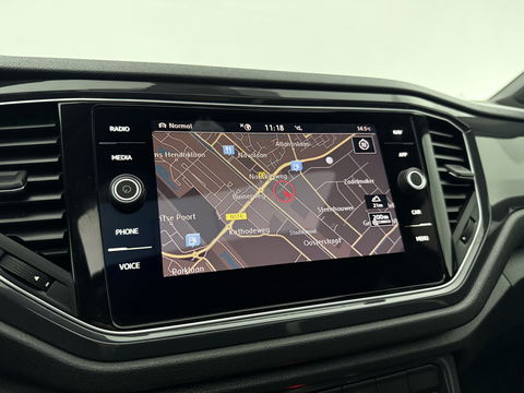 Volkswagen T-Roc 1.5 TSI 150PK R-Line | Pano | Sfeerverl. | Virtual | Carplay | LED | Adaptive Cruise | Parkeersens. | NAP