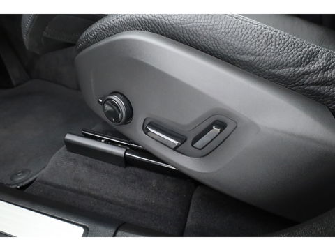 Volvo XC60 T6 Recharge Plus Bright | Pano | Memory seats | 360cam | Leder | 21'' | Harman Kardon