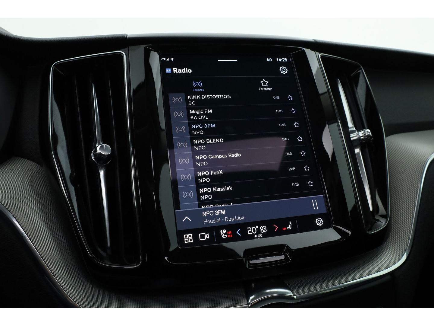 Volvo XC60 T6 Recharge Plus Bright | Pano | Memory seats | 360cam | Leder | 21'' | Harman Kardon