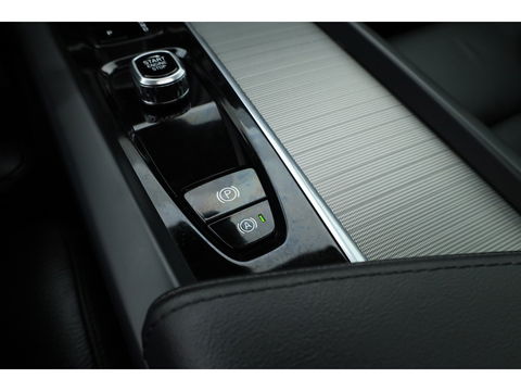 Volvo XC60 T6 Recharge Plus Bright | Pano | Memory seats | 360cam | Leder | 21'' | Harman Kardon