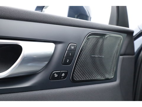 Volvo XC60 T6 Recharge Plus Bright | Pano | Memory seats | 360cam | Leder | 21'' | Harman Kardon
