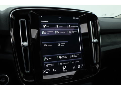Volvo XC40 T5 Recharge Ultimate Dark | Pano | Pilot Assist | Camera | Leder | Elek. Stoelen | 20''