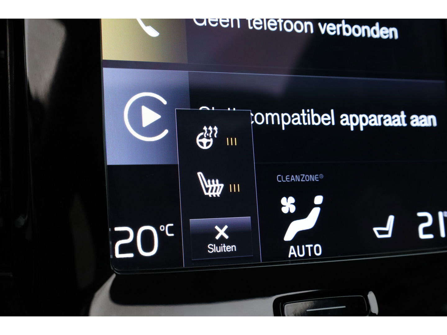 Volvo XC40 T5 Recharge Ultimate Dark | Pano | Pilot Assist | Camera | Leder | Elek. Stoelen | 20''