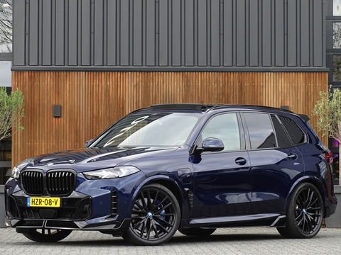 BMW X5 X5 50e X-drive 490PK / M- Individual / B&W / Carbon / 2024