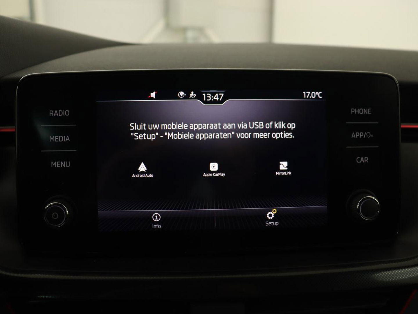 Škoda Kamiq 1.0 TSI Sport | Carplay | Climate control | Parkeerhulp | Cruise control | Full LED | DAB | Sportstoelen | Bluetooth | Sportstuur