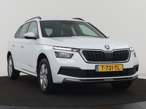 Škoda Kamiq 1.0 TSI Sport | Carplay | Climate control | Parkeerhulp | Cruise control | Full LED | DAB | Sportstoelen | Bluetooth | Sportstuur