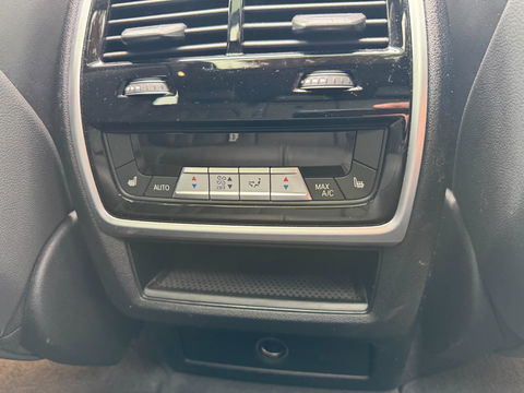 BMW X5 XDrive45e Pano HUD 360 Camera Trekhaak Softclose Sky Laser