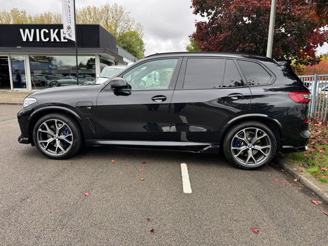 BMW X5 XDrive45e Pano HUD 360 Camera Trekhaak Softclose Sky Laser