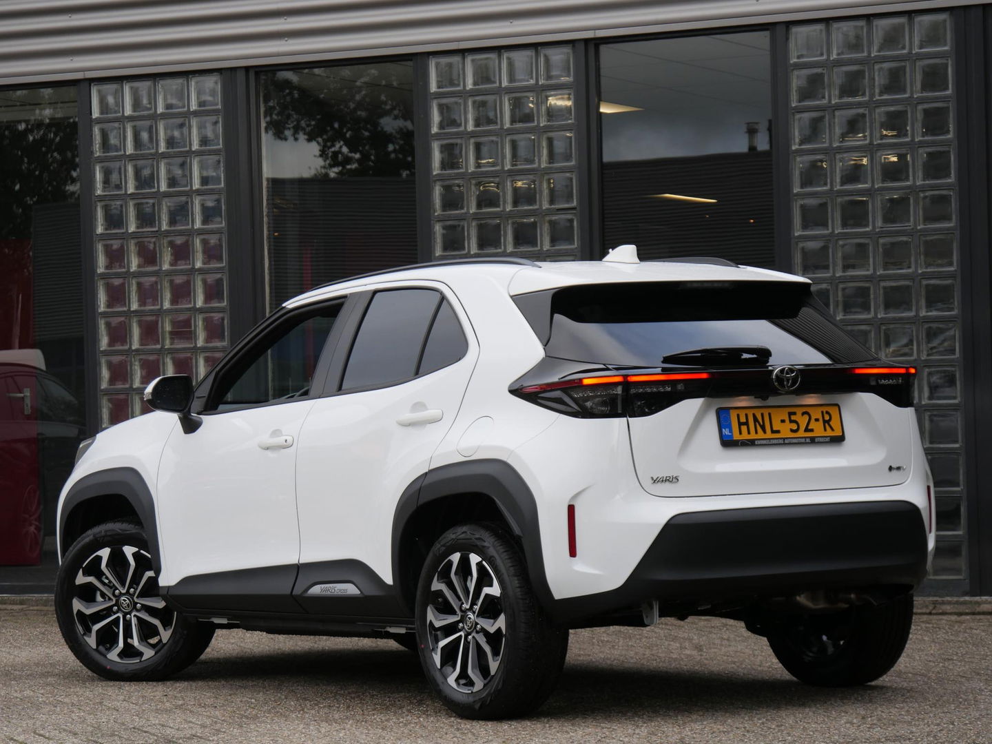 Toyota Yaris Cross 1.5 HYBRID 130PK/ CARPLAY/ WINTER PAKKET/ LED PAKKET