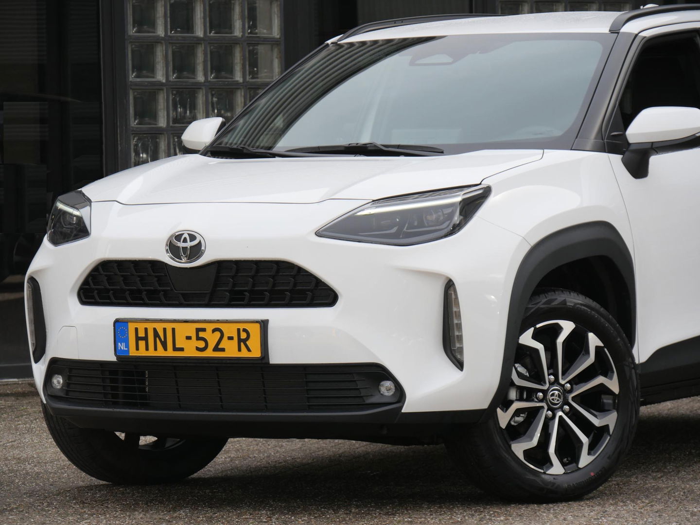 Toyota Yaris Cross 1.5 HYBRID 130PK/ CARPLAY/ WINTER PAKKET/ LED PAKKET