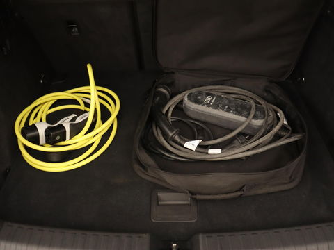 Audi A3 45 TFSI e S Line | Stoelverwarming | Camera | Sfeerverlichting | Virtual Cockpit | Carplay | Navigatie | Sportstoelen | 18'' | Climate control | PHEV | Plug In