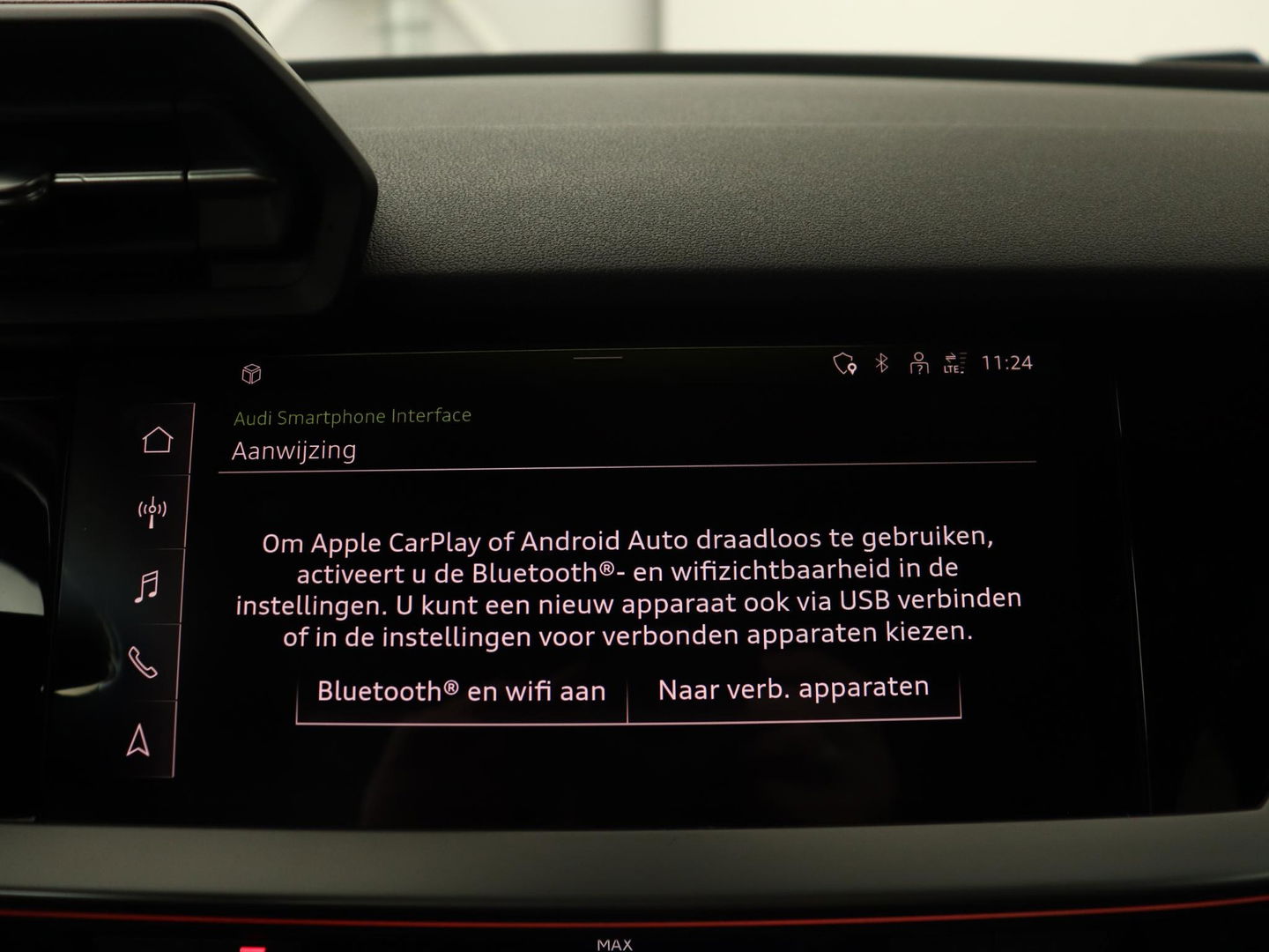Audi A3 45 TFSI e S Line | Stoelverwarming | Camera | Sfeerverlichting | Virtual Cockpit | Carplay | Navigatie | Sportstoelen | 18'' | Climate control | PHEV | Plug In