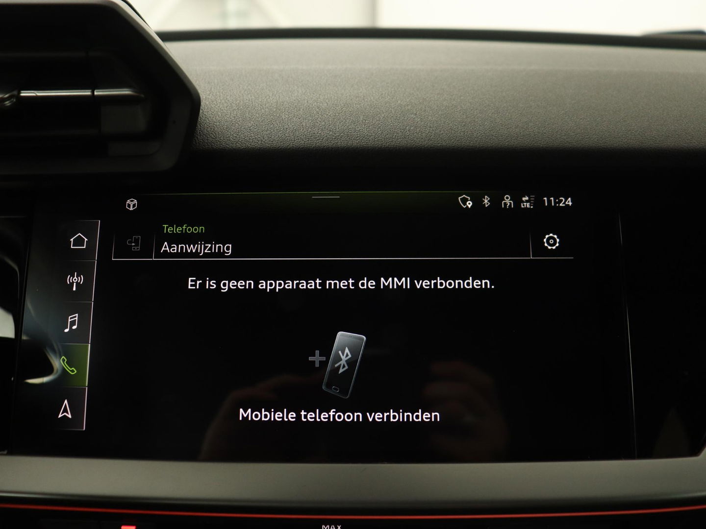 Audi A3 45 TFSI e S Line | Stoelverwarming | Camera | Sfeerverlichting | Virtual Cockpit | Carplay | Navigatie | Sportstoelen | 18'' | Climate control | PHEV | Plug In
