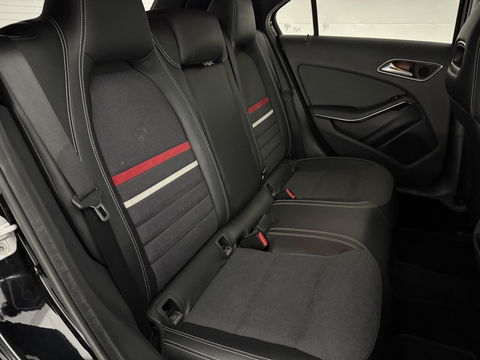 Mercedes-Benz A-Klasse 180 CDI | LED | Airco | Cruise | Navi | Parkeersens. | NAP