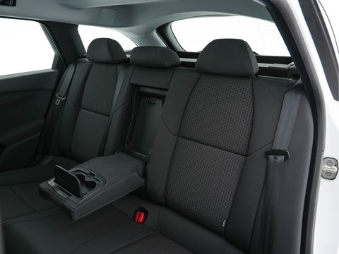 Peugeot 508 SW 1.6 e-HDi Active Aut. *PANO | HEAD-UP | XENON | NAVI-FULLMAP | COMFORT-SEATS | ECC | SHIFT-PADDLES | PDC |  PRIVACY-GLASS | CRUISE | 17''ALU*