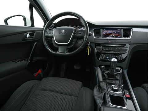 Peugeot 508 SW 1.6 e-HDi Active Aut. *PANO | HEAD-UP | XENON | NAVI-FULLMAP | COMFORT-SEATS | ECC | SHIFT-PADDLES | PDC |  PRIVACY-GLASS | CRUISE | 17''ALU*