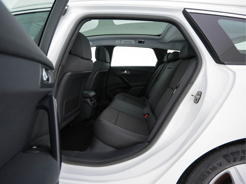 Peugeot 508 SW 1.6 e-HDi Active Aut. *PANO | HEAD-UP | XENON | NAVI-FULLMAP | COMFORT-SEATS | ECC | SHIFT-PADDLES | PDC |  PRIVACY-GLASS | CRUISE | 17''ALU*